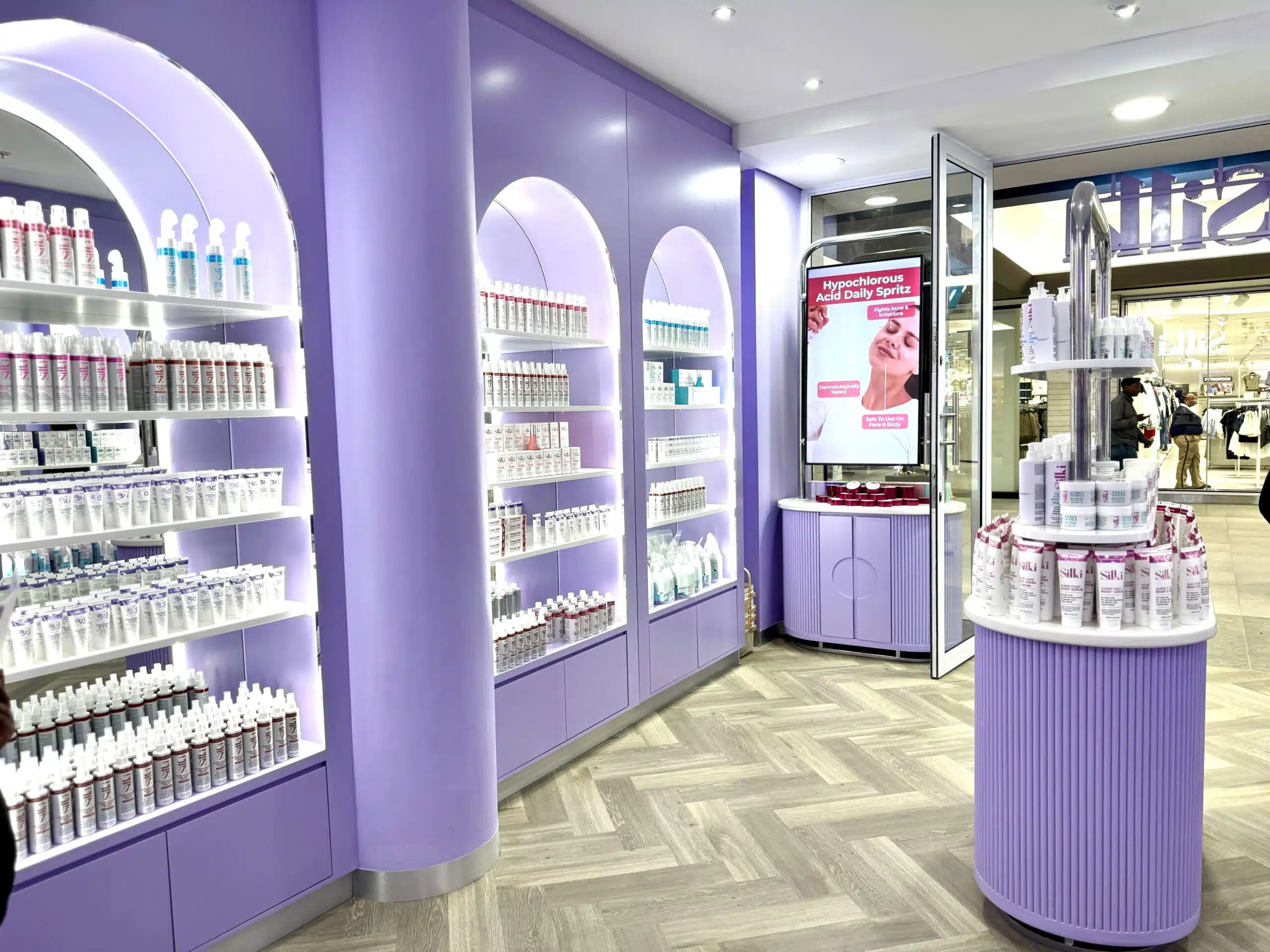 Retail interior design for beauty brands – Silki Somerset Mall store entrance